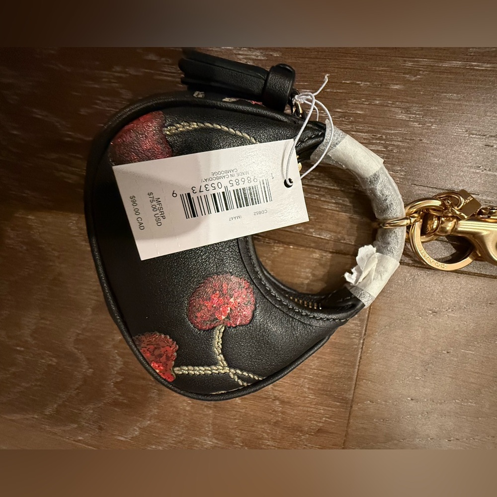 Coach Black Leather Poppy Floral Key Charm with Gold Hardware - Picture 6 of 8